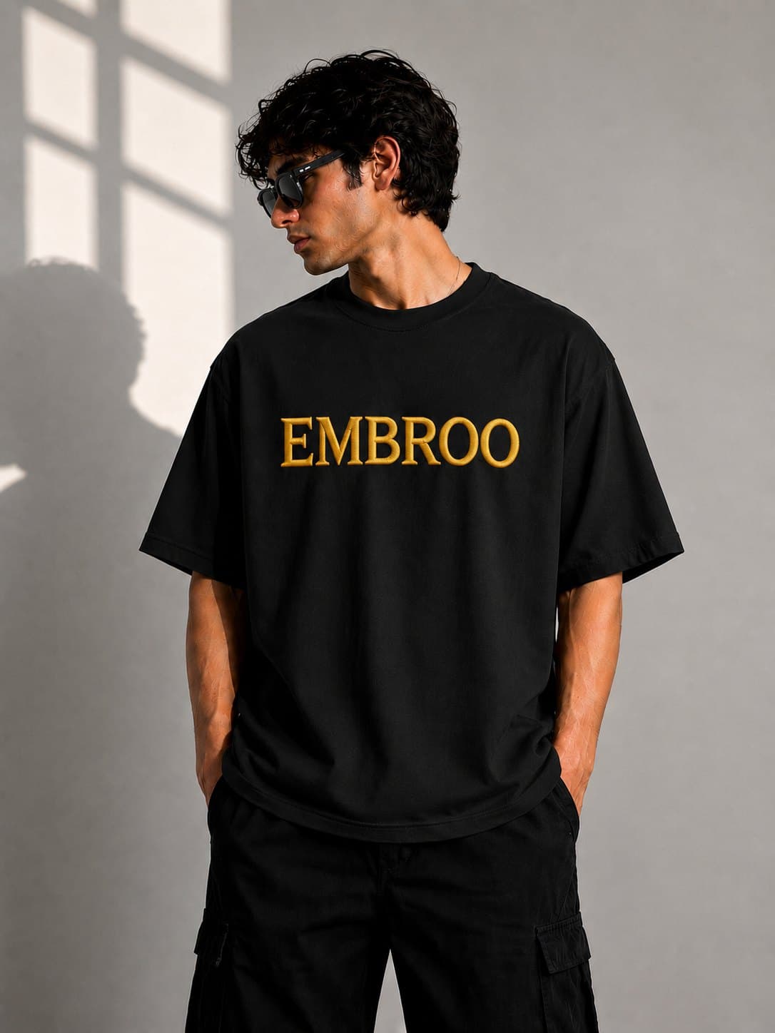 Embroo embroidered oversized tee
